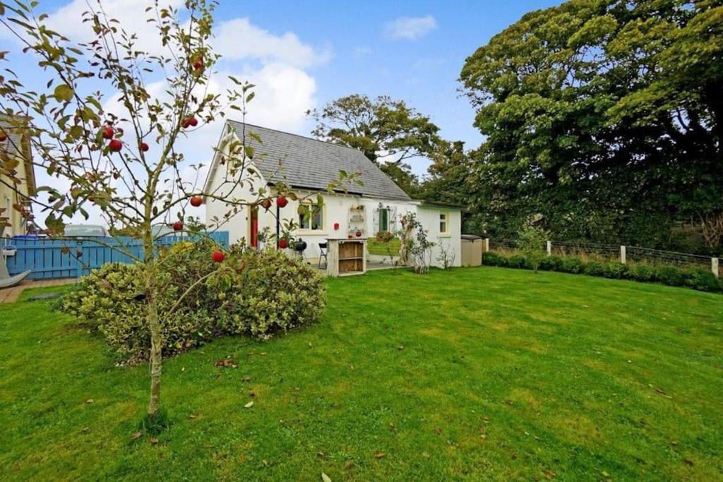 The Gate House Villa Kirkistown Buitenkant foto