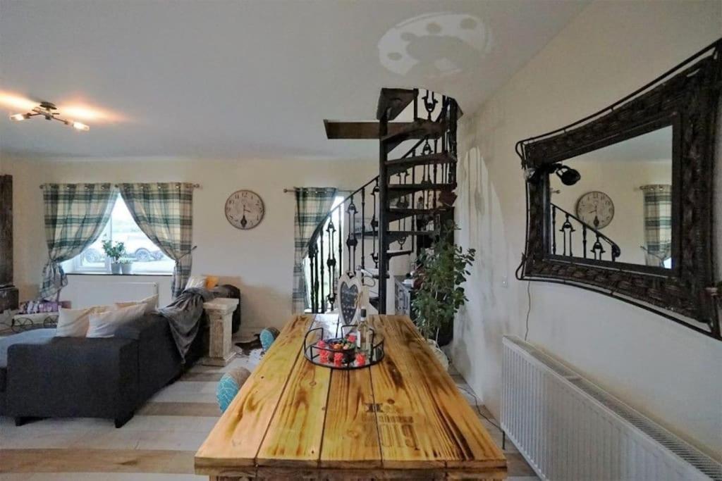 The Gate House Villa Kirkistown Buitenkant foto